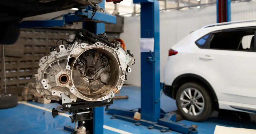 Câmbio CVT removido para manutenção.